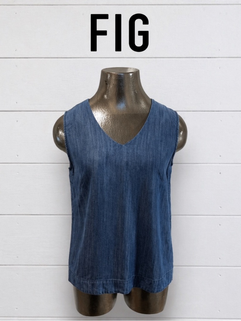 FIG – Sleeveless Chambray Top Size S